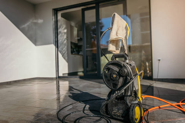 Best Soft Washing  in Avenal, CA